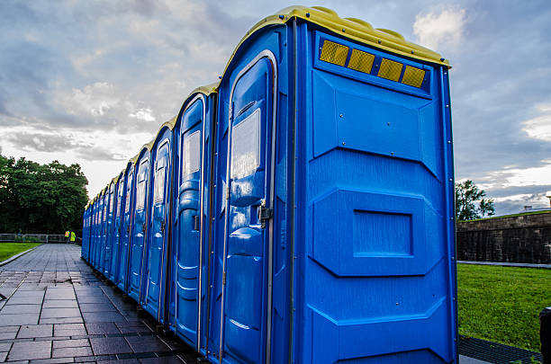Best Portable restroom trailer rental  in Lochsloy, WA